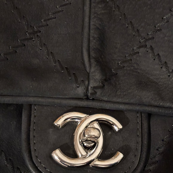 Chanel Darjeeling Flap Bag - Picture 7 of 10